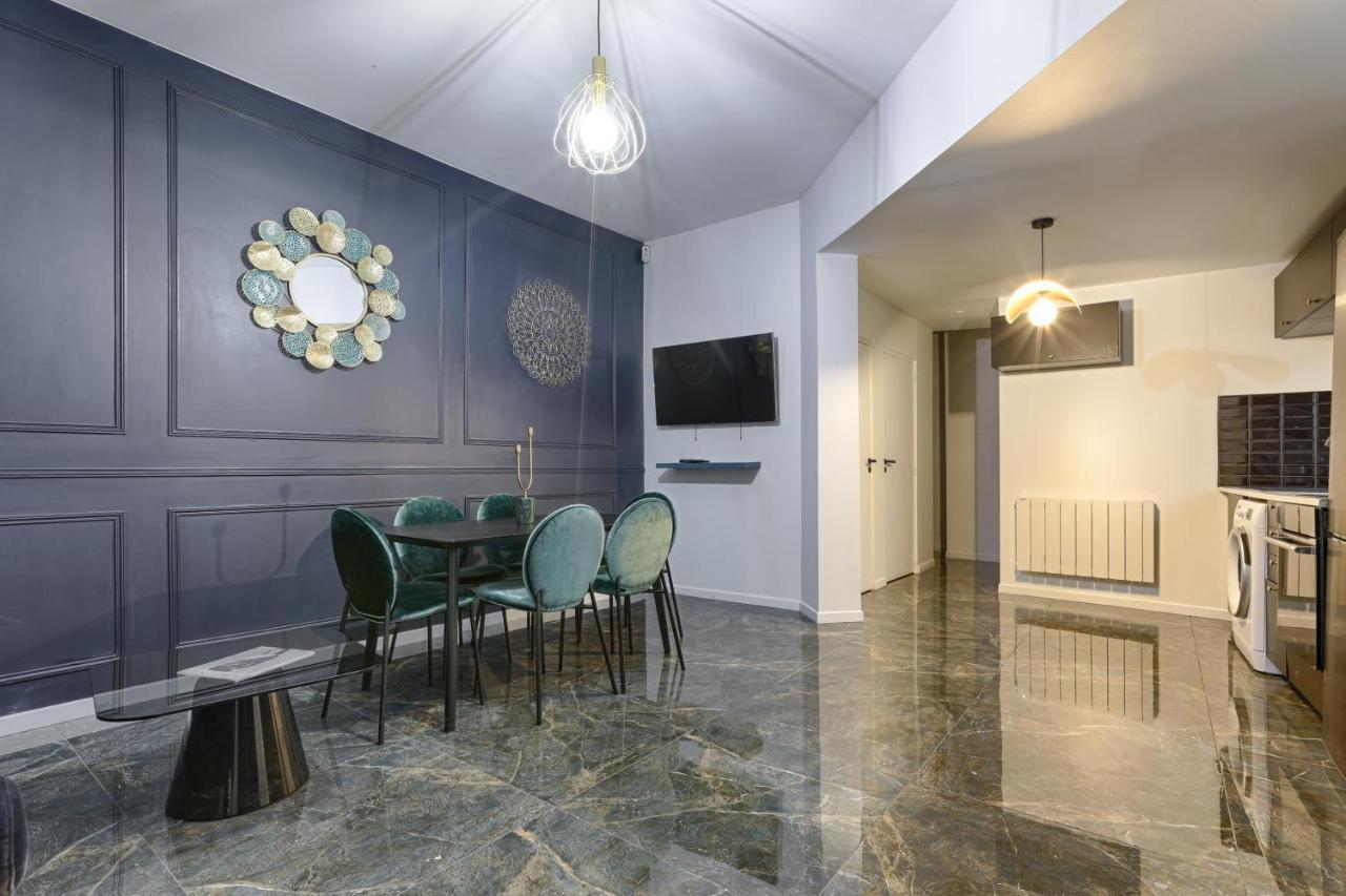 Amazing Luxury Triplex 3Br/8P - Arc De Triomphe Apartment Paris Exterior photo