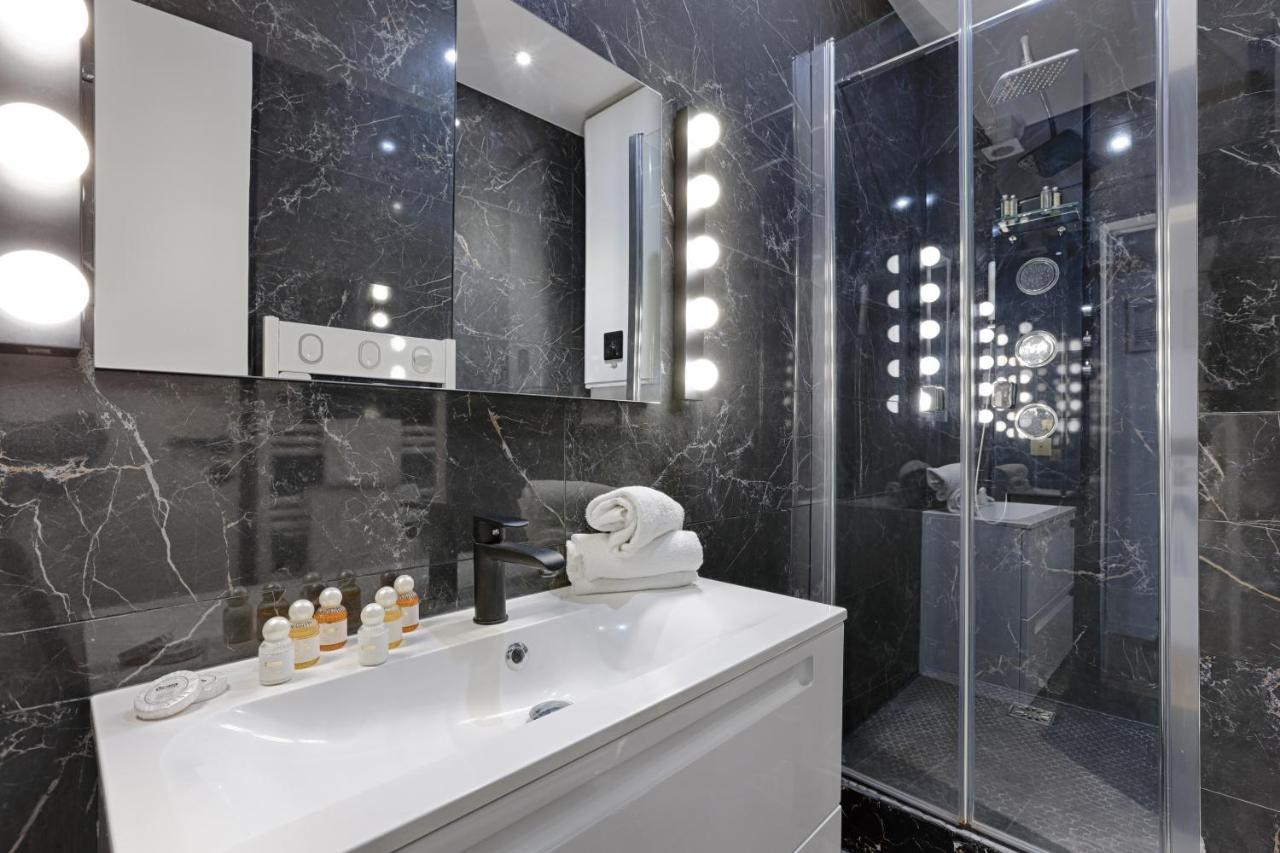 Amazing Luxury Triplex 3Br/8P - Arc De Triomphe Apartment Paris Exterior photo
